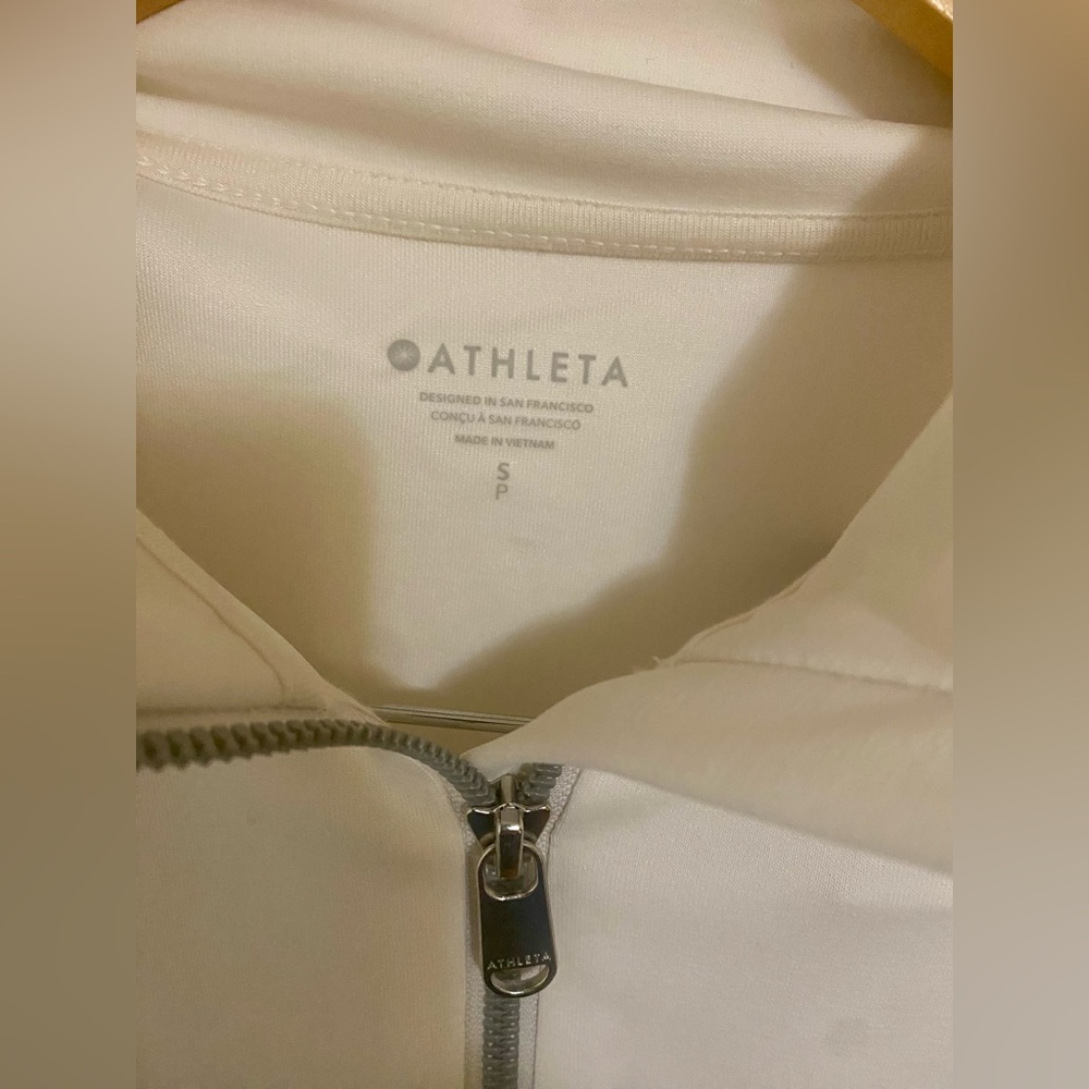 Athleta Seasoft Quarter Zip in Magnolia White - Picture 9 of 10